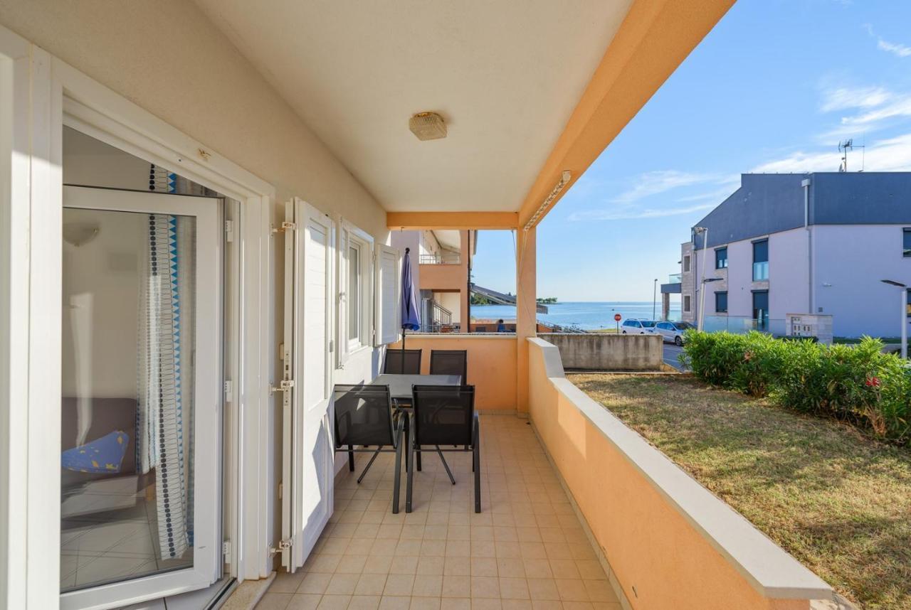 Lucrezia House With Apartments Ловречица Экстерьер фото