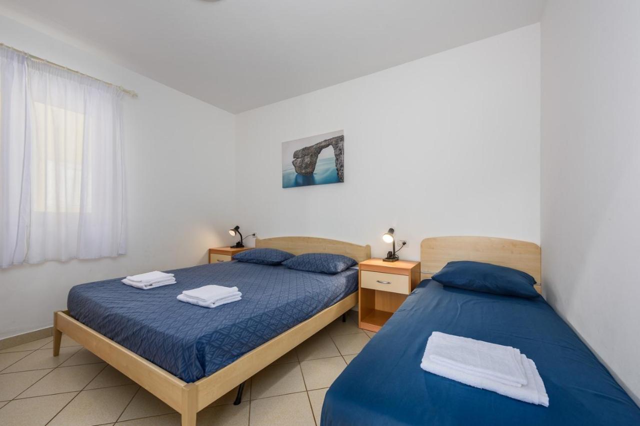 Lucrezia House With Apartments Ловречица Экстерьер фото